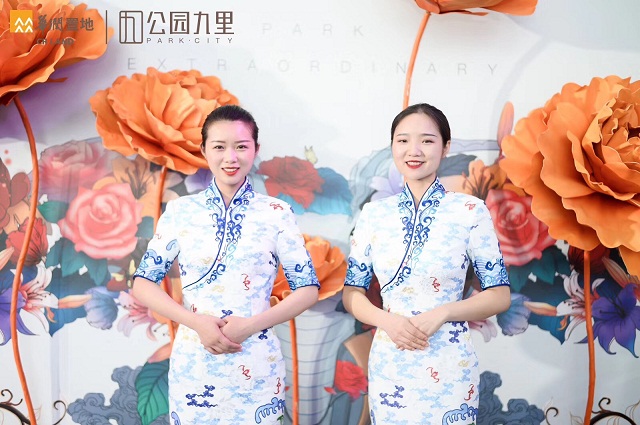 華潤置地售后部制服定做案例 華潤置地售后部制服定做案例