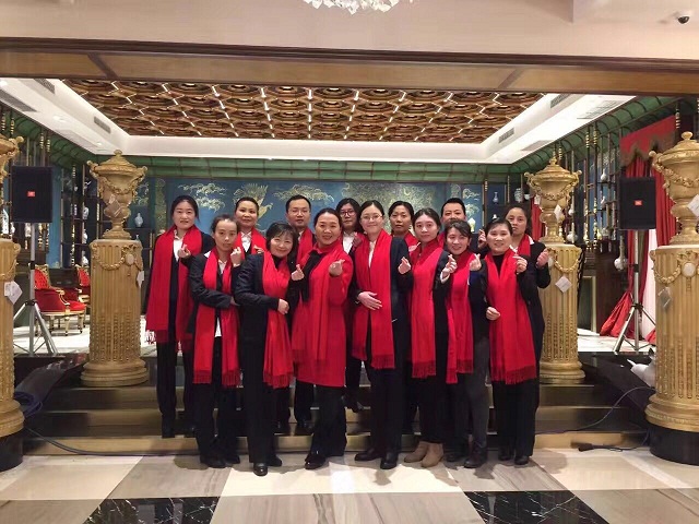 美氏職工服定制案例之蘭花草 美氏職工服定制案例之蘭花草