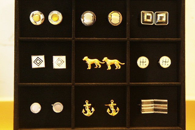 美氏職尚紐扣 美氏職尚紐扣