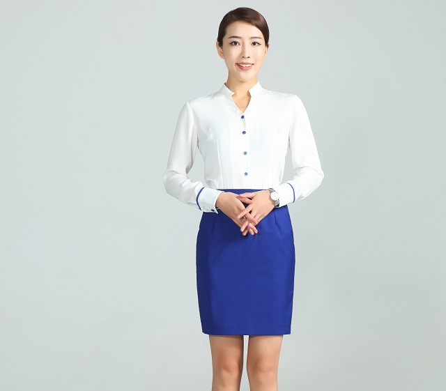 夏季工作服定做款式之襯衫搭配半裙