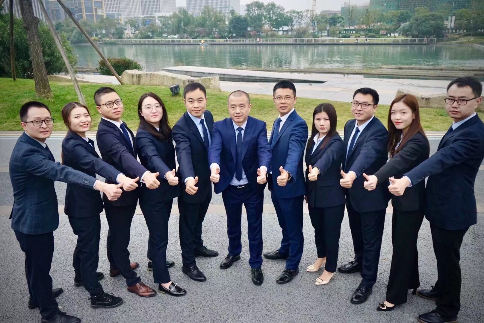 售后服務(wù)|成都美氏職尚服飾有限公司